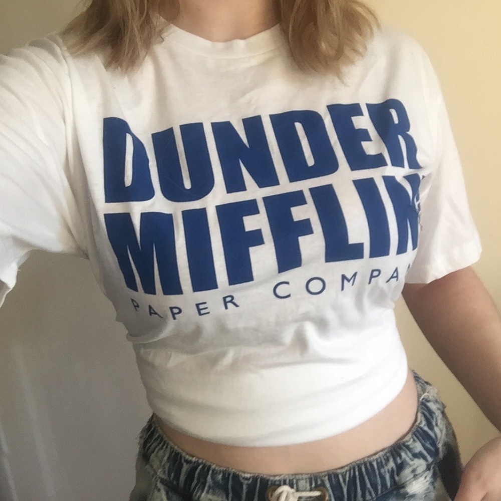 THE OFFICE Dunder Mifflin Graphic Tee NWOT